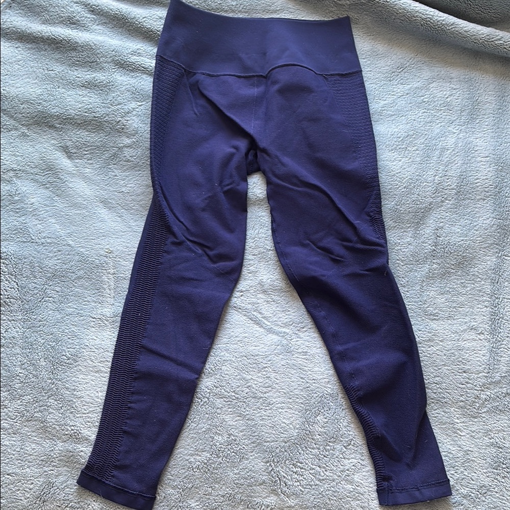 Lululemon Knit Navy Leggings 23”